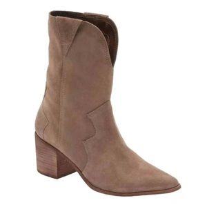 KAANAS NWOB Porto Suede Heeled Boots Brown Size 6 Western Cowgirl Southwestern